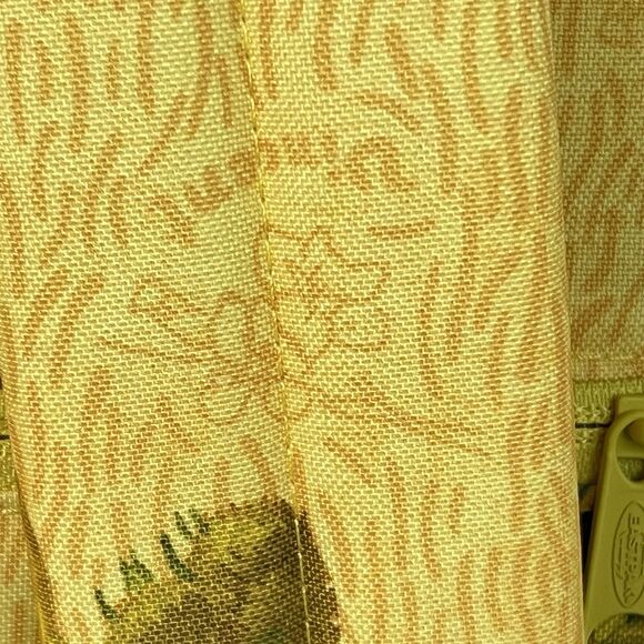 Eastpak x Van Gogh Museum Amsterdam Sunflowers Oil on Canvas Day Pak'R Backpack - Picture 10 of 17